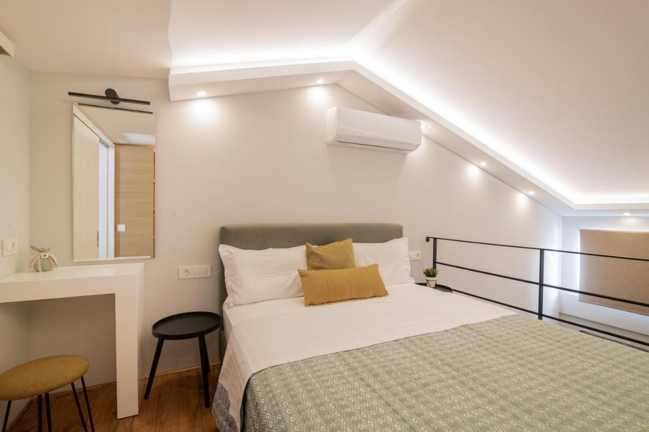 Cosy & Elegant Loft Suite In The City Center 자킨토스 타운 외부 사진