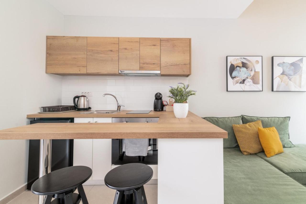 Cosy & Elegant Loft Suite In The City Center 자킨토스 타운 외부 사진
